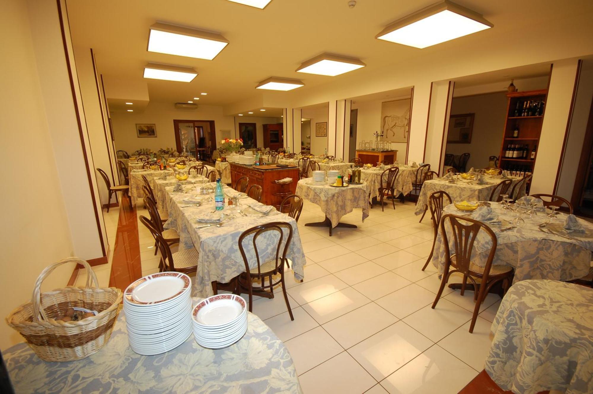 Hotel Bella Riviera Lungomare Viareggio Exterior foto